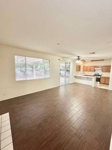 Main picture of 11664 Peacock Ln