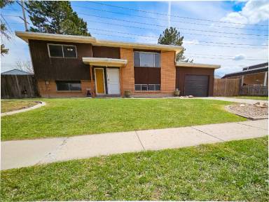 Main picture of 1261 W Tamarack Rd
