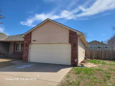 Main picture of 10601 W Douglas Ave
