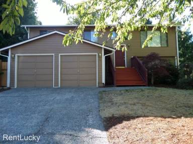 Main picture of 1743 211th Pl NE