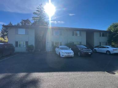 Main picture of 8412 McKinley Ave