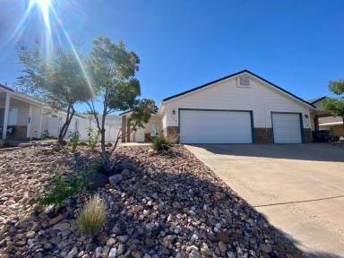 Main picture of 109 S 1930 W