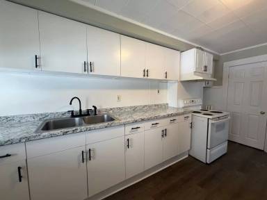 Main picture of 111 Benedict Rd