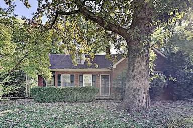 Main picture of 1717 Temple Ave