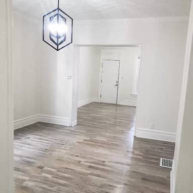 Main picture of 363 Woodland Ave