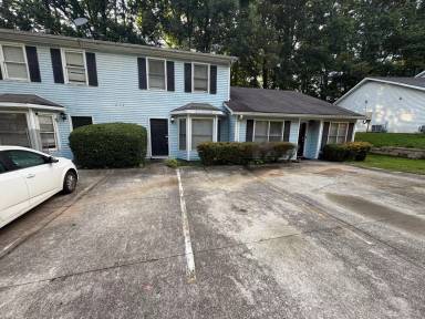 Main picture of 1215 Oakplace Dr SW