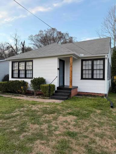 Main picture of 260 E Fairview St
