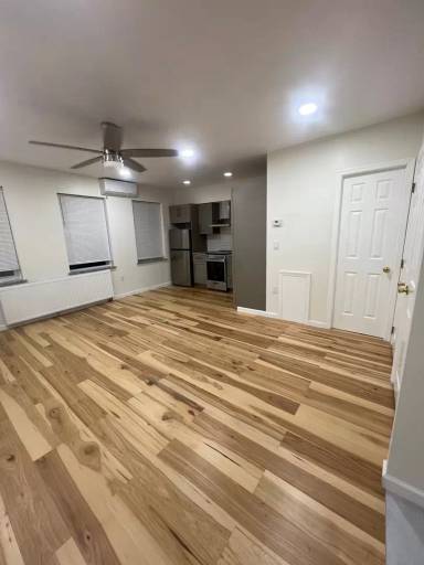 Main picture of 1100 Lincoln Ave