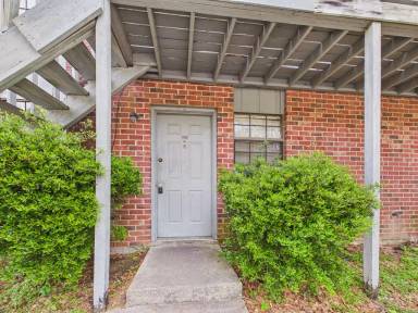 Main picture of 207 Rue Royale