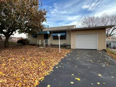 Main picture of 916 Fay Ave