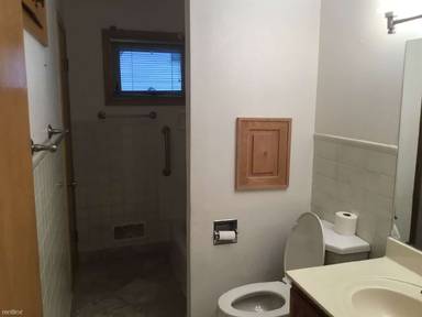 Main picture of 527 S 12th St