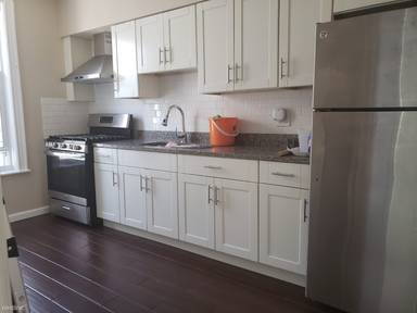 Main picture of 1360 76th St