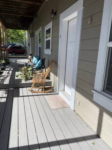 Main picture of 220 4th St