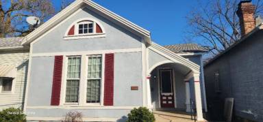 Main picture of 446 Brightwood Ave