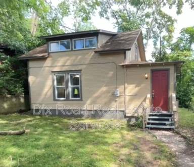 Main picture of 55 Forest Glen Ave