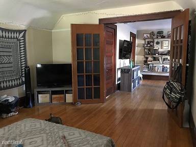 Main picture of 415 S Livingston St