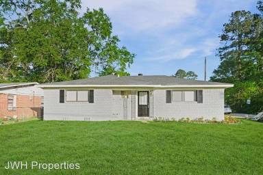 Main picture of 6319 Buncombe Rd