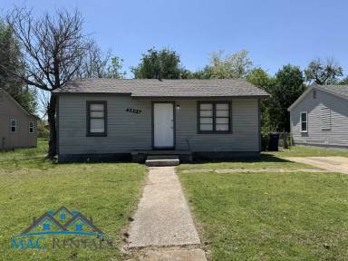 Main picture of 3804 SW 42nd St
