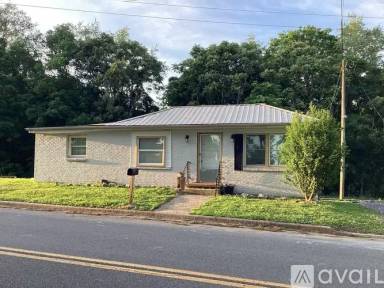 Main picture of 1543 Golf Club Ln
