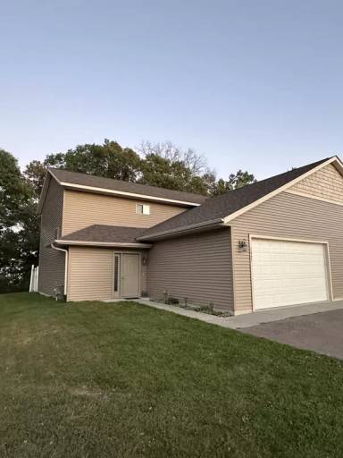 Main picture of 2647 Sessions St