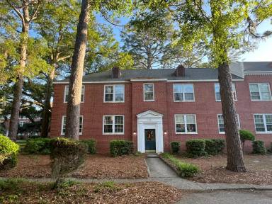 Main picture of Oleander Court