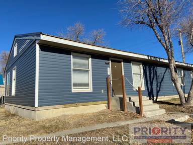 Main picture of 302 E Converse St