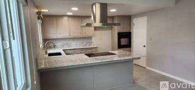 Main picture of 1100 Opal St
