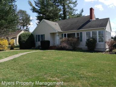 Main picture of 706 E Division St