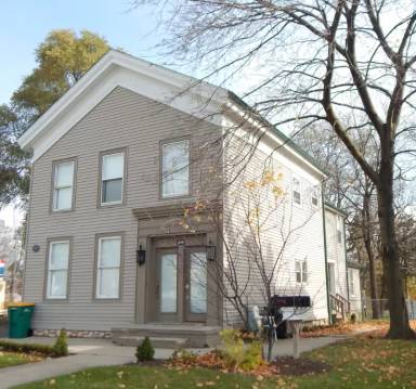Main picture of 219 S Main St
