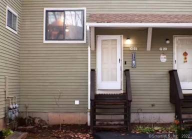 Main picture of 40 Foxon Hill Rd