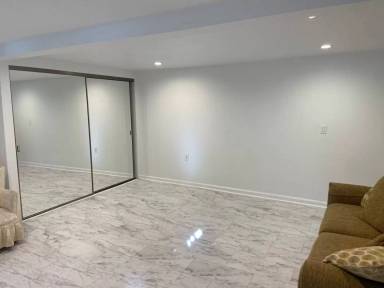 Main picture of 165 Summit St