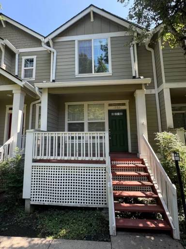 Main picture of 15921 SW Mortondale Ln