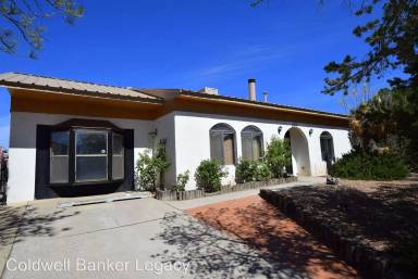 Main picture of 807 Gral Trevino Dr SE