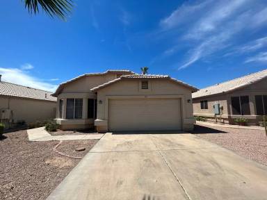 Main picture of 125 W Smoke Tree Rd