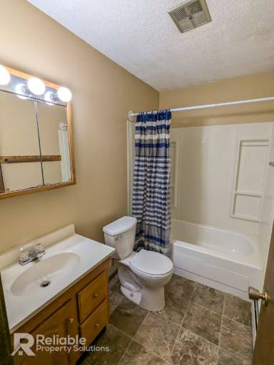 Main picture of 2255 8th Ave