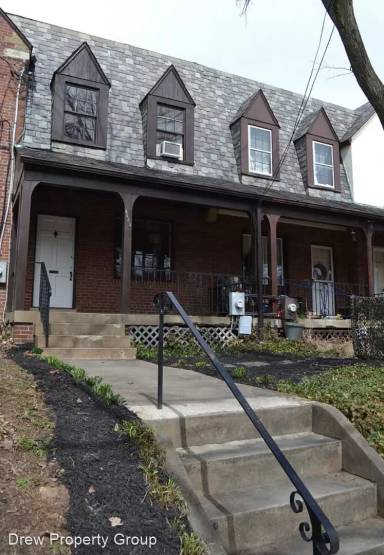 Main picture of 4445 P St NW