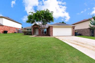 Main picture of 1802 Lobrecht Ct