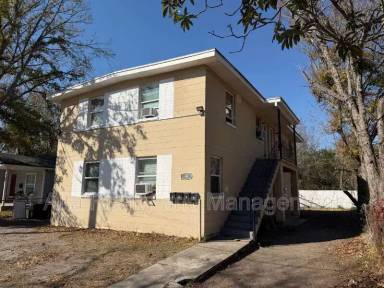 Main picture of 1245 W 30th St