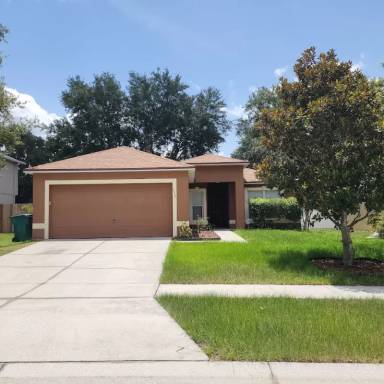 Main picture of 935 Vanderbilt Dr