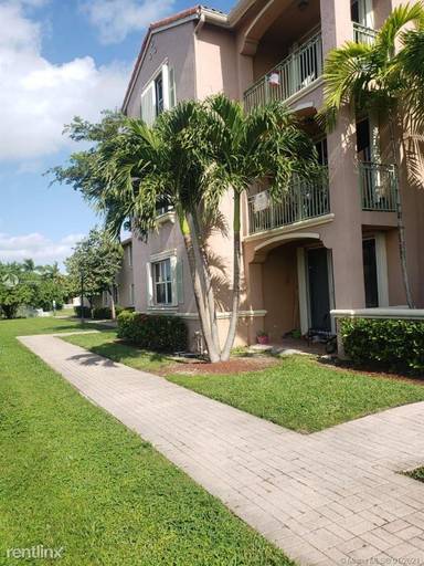 Main picture of 6670 NW 114th Ave