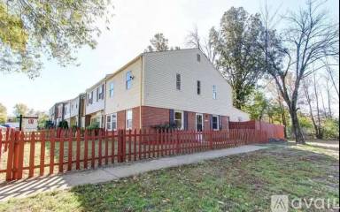 Main picture of 10280 Cub Run Ct