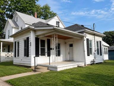 Main picture of 71 S Fisher St
