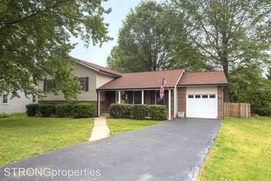 Main picture of 7025 Devereux Circle Dr