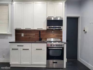Main picture of 66 W 18th St