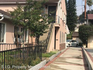 Main picture of 1609 E Chevy Chase Dr
