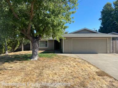 Main picture of 9461 Ole Ct