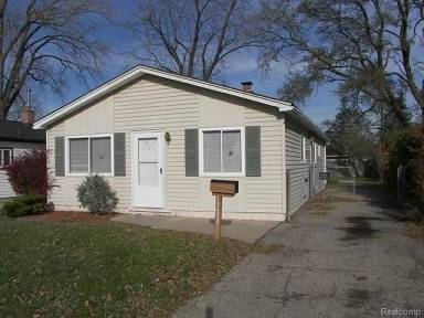 Main picture of 13477 Sidonie Ave