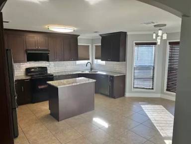 Main picture of 127 Breckenridge Dr