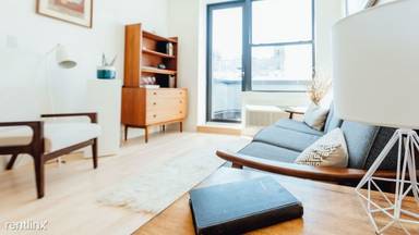 Main picture of 709 Hart St