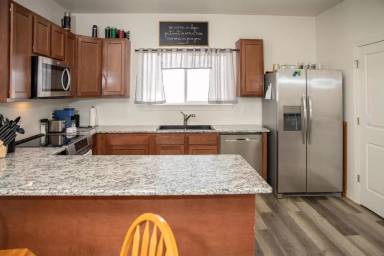 Main picture of 708 Cedar Creek Ave
